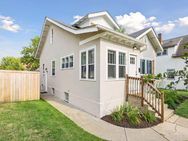 1614 Vincent Avenue N Minneapolis MN 55411 - MLS# 7120898