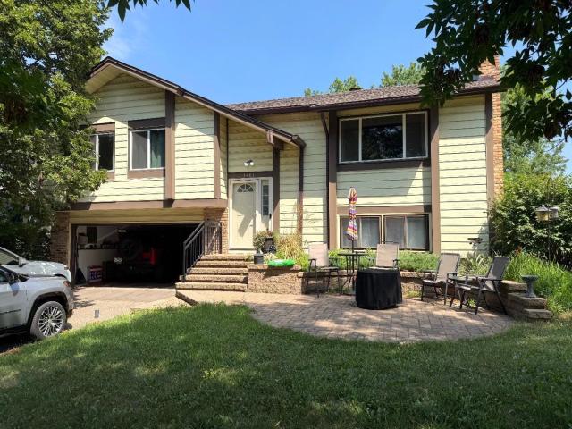 1401 Raleigh Drive Burnsville MN 55337 - MLS# 7120979