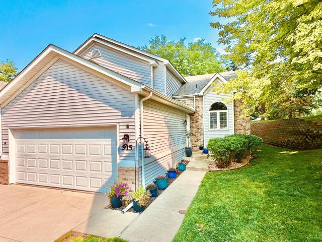 915 Kimberly Lane Chanhassen MN 55317 - MLS# 7121122