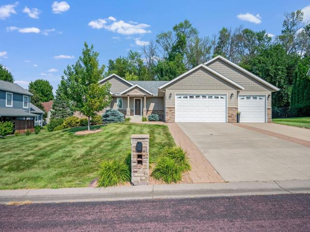 105 Hidden Oaks Circle Mankato MN 56001 - MLS# 7121400