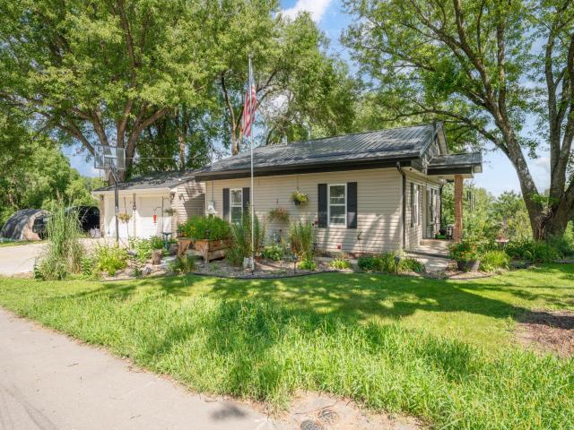 10 9th Avenue NW Oronoco MN 55960 - MLS# 7121418