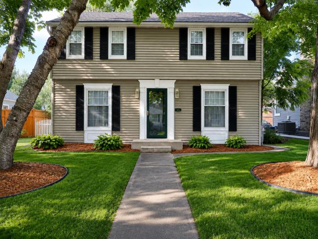 1857 Ford Parkway Saint Paul MN 55116