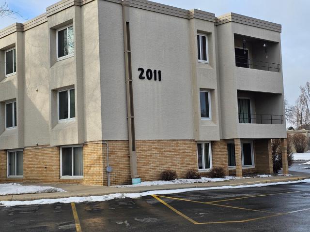 2011 Viking Drive NW Unit 15 Rochester MN 55901 - MLS# 7121487