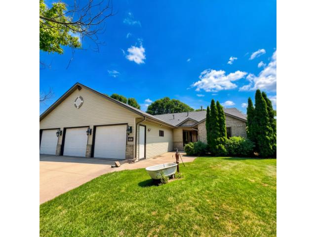 141 Fairlawn Avenue E Winsted MN 55395 - MLS# 7121871