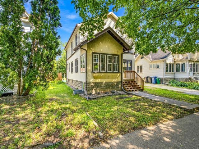 1046 15th Avenue SE Minneapolis MN 55414 - MLS# 7122015