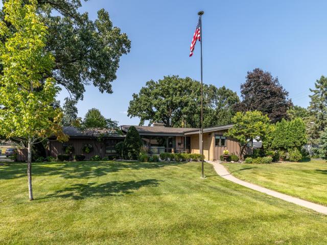 1000 Mound Spring Terrace Bloomington MN 55420 - MLS# 7122083