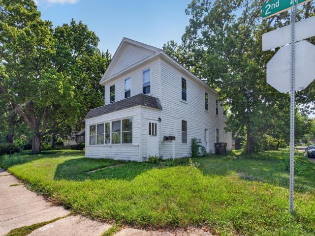 602 2nd Avenue E Shakopee MN 55379 - MLS# 7122219