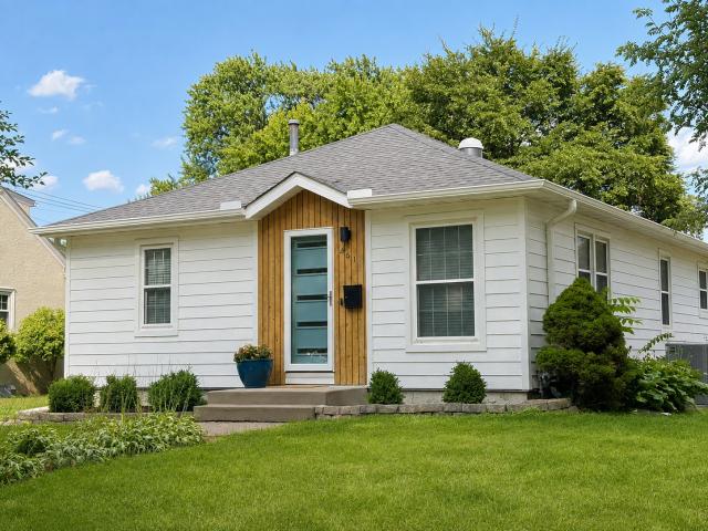 4611 Clinton Avenue Minneapolis MN 55419 - MLS# 7122267