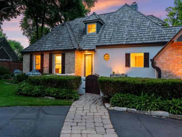 5404 Interlachen Boulevard Edina MN 55436 - MLS# 7122273