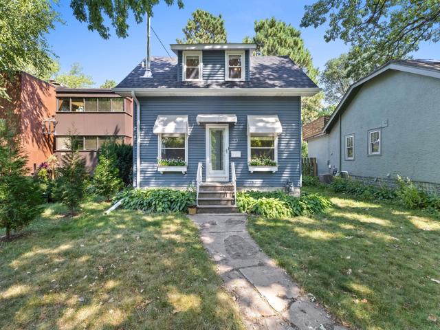 15 Sheridan Avenue S Minneapolis MN 55405 - MLS# 7122361
