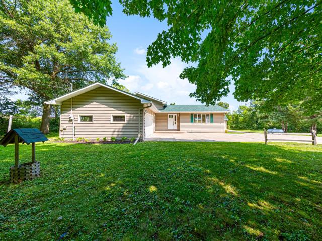 2518 14th Street NE Faribault MN 55021 - MLS# 7122485