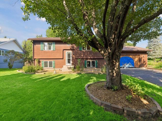 818 Pine Tree Trail Stillwater MN 55082 - MLS# 7122499