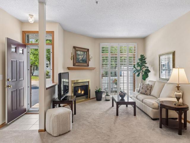 17904 Cobblestone Way Unit 37 Eden Prairie MN 55347 - MLS# 7122560