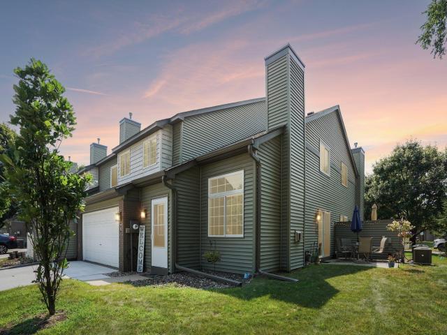 9945 Russell Avenue N Unit 6 Brooklyn Park MN 55444 - MLS# 7122588