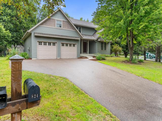 824 Springhill Drive Burnsville MN 55306 - MLS# 7122619