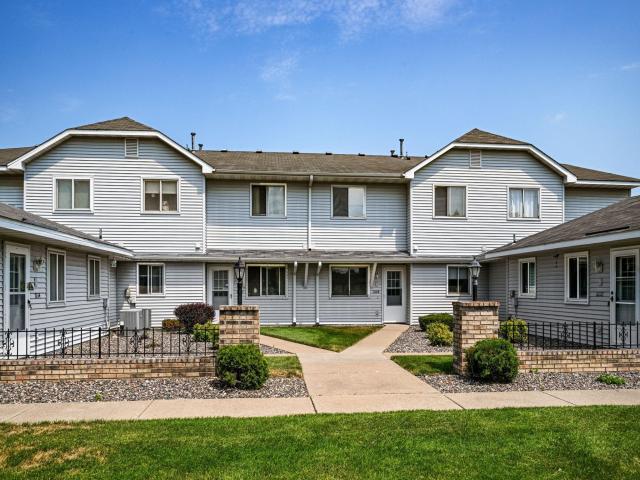 11124 Drake Street NW Coon Rapids MN 55433 - MLS# 7122629