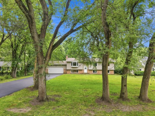 25715 Wild Rose Lane Excelsior MN 55331 - MLS# 7122759