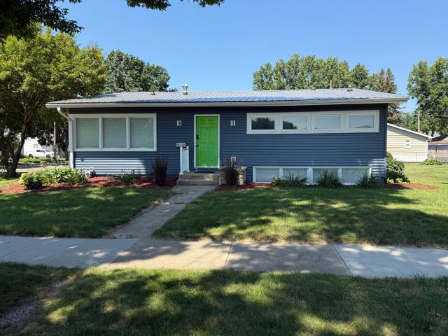 1103 8 1/2 Street SE Rochester MN 55904 - MLS# 7122891