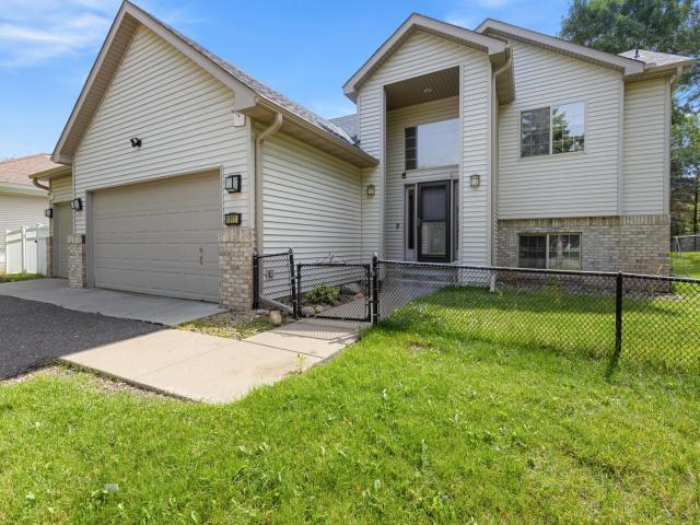 1911 Queens Drive Saint Paul MN 55125 - MLS# 7122943