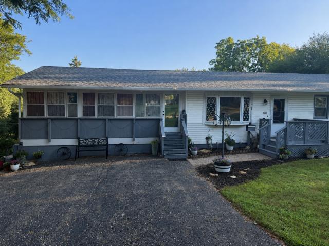412 Water Street E Cannon Falls MN 55009 - MLS# 7122975
