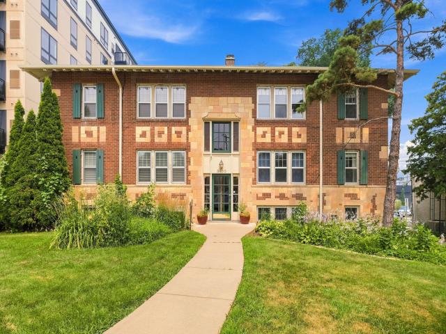 3400 List Place Unit 5 Minneapolis MN 55416 - MLS# 7122983