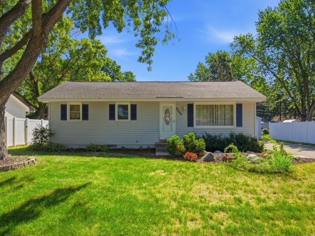 9442 Saratoga Lane N Maple Grove MN 55369 - MLS# 7123011