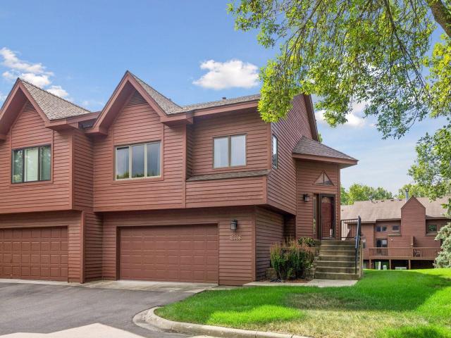 12526 Parkwood Drive Burnsville MN 55337 - MLS# 7123056