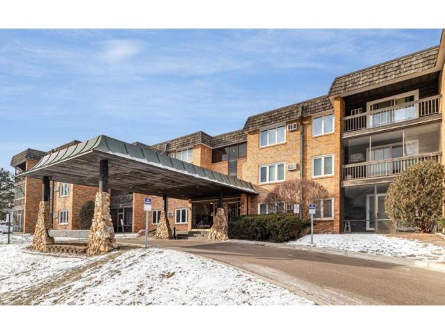 3200 Virginia Avenue S Unit 104 Saint Louis Park MN 55426 - MLS# 7123098