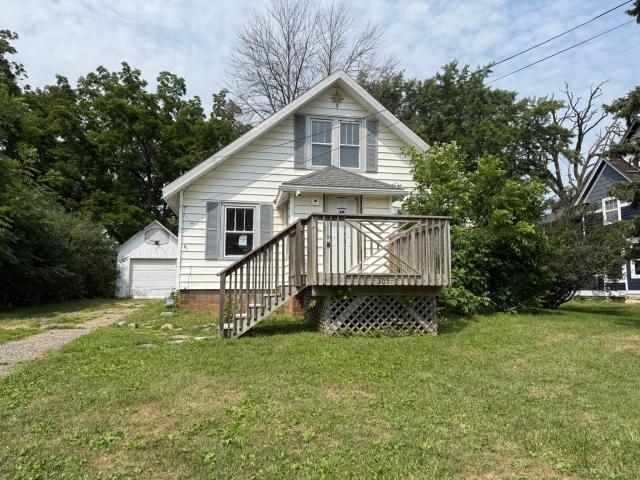 305 1st Avenue NE Dodge Center MN 55927 - MLS# 7123568
