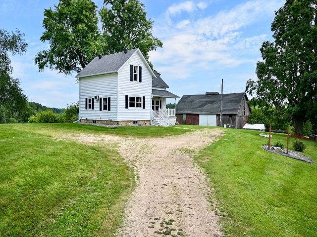 37000 Krage Drive Winona MN 55987 - MLS# 7123595