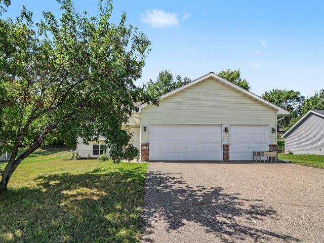 612 Deer Trail Montgomery MN 56069 - MLS# 7123663