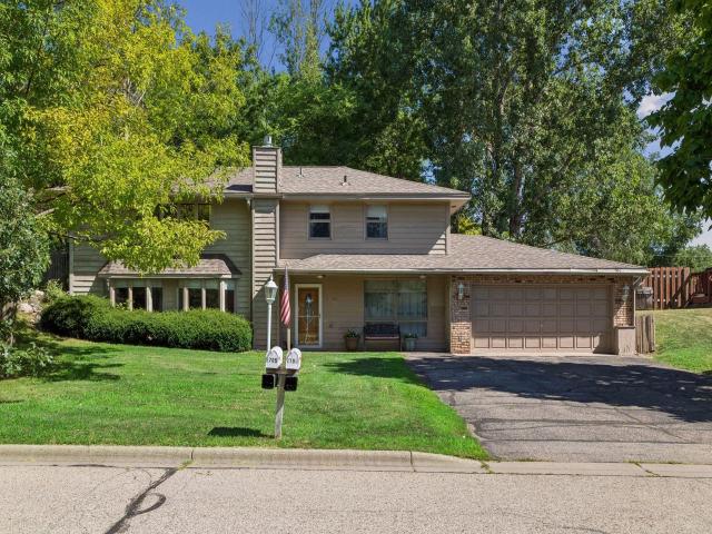 2704 Shawnee Lane Burnsville MN 55337 - MLS# 7123696