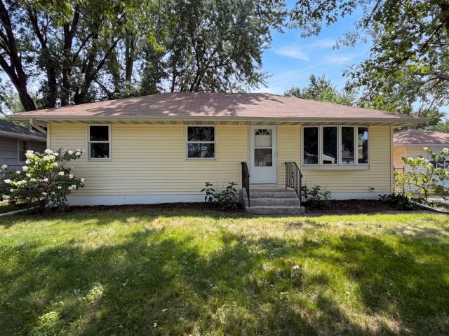 1710 Oakwood Drive Shoreview MN 55126 - MLS# 7123734