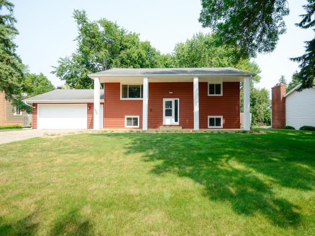 1400 Viking Drive Buffalo MN 55313 - MLS# 7123827