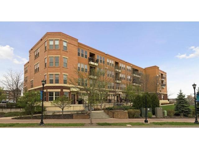 150 E Burnsville Parkway Unit 303 Burnsville MN 55337 - MLS# 7123836