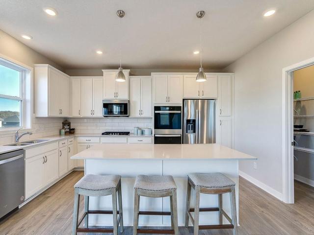 1643 Zumbro Avenue Shakopee MN 55379 - MLS# 7124016