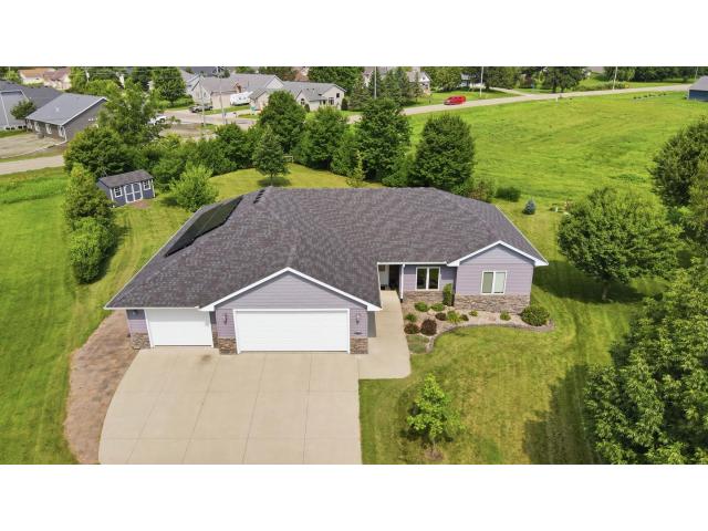 1572 Gray Fox Drive NE Owatonna MN 55060 - MLS# 7124272