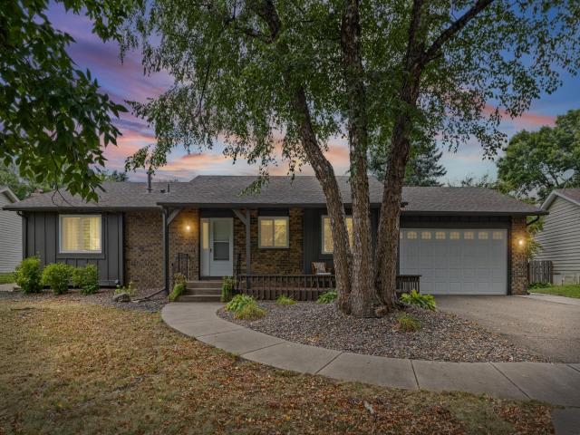 7835 Berkshire Lane N Maple Grove MN 55311 - MLS# 7124398