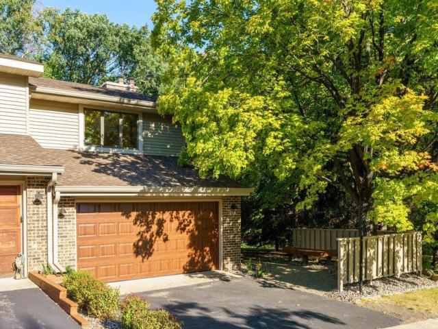 563 Sterling Street S Maplewood MN 55119 - MLS# 7124444