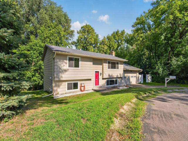7631 Ontario Boulevard Eden Prairie MN 55344 - MLS# 7124529