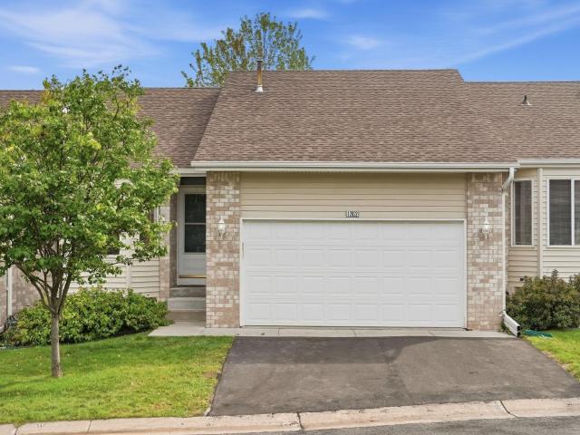 12822 Glen Court Apple Valley MN 55124 - MLS# 7124594