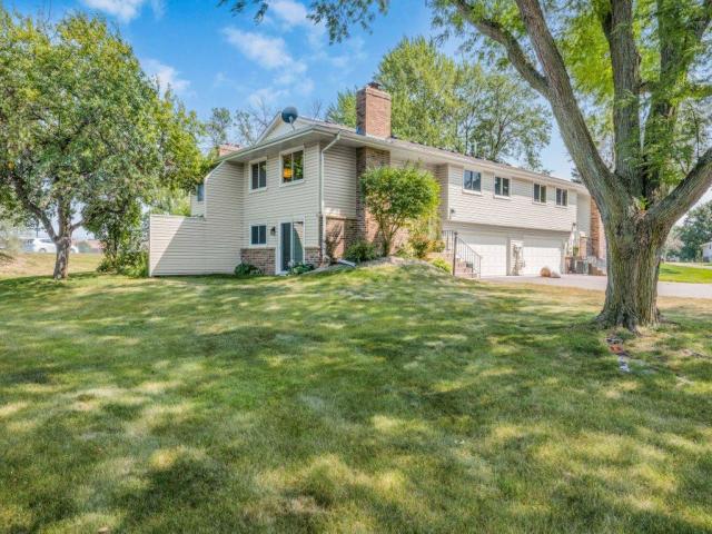11934 70th Place N Maple Grove MN 55369 - MLS# 7124707