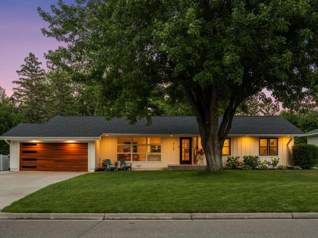 6105 Parnell Avenue Edina MN 55424 - MLS# 7124861