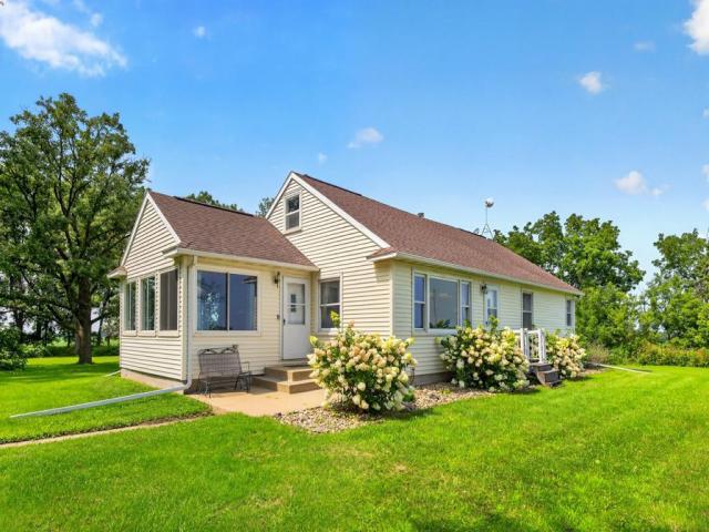 9321 105th Avenue SW Hayfield MN 55940 - MLS# 7124927
