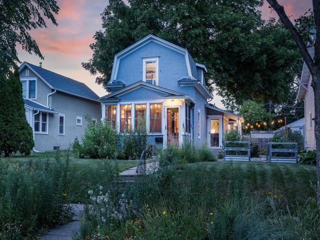 1555 Almond Avenue Saint Paul MN 55108 - MLS# 7125088