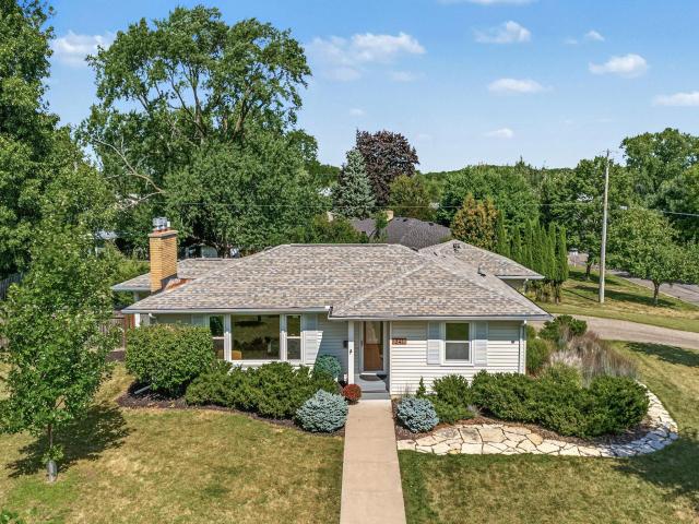 341 Burntside Drive Golden Valley MN 55422 - MLS# 7125188