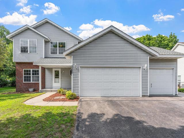 9290 Creek Way Savage MN 55378 - MLS# 7125215