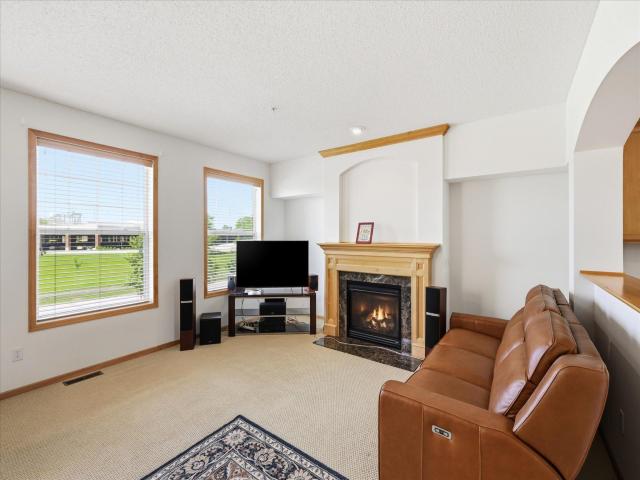8262 Labont Way Unit 5 Eden Prairie MN 55344 - MLS# 7125317
