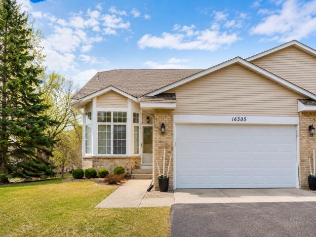 16505 42nd Avenue N Plymouth MN 55446 - MLS# 7125684