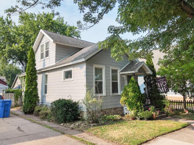 1025 W Wabasha Street Winona MN 55987 - MLS# 7125846